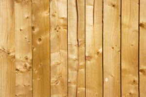 Olejowanie podłóg sosnowych – jak dbać o naturalny wygląd drewnianej podłogi