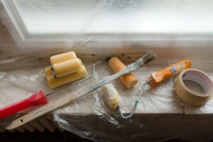 Gładź gipsowa – cena i zalety stosowania